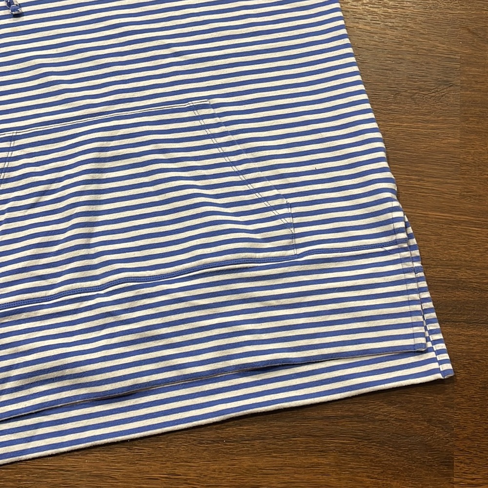 Vineyard vines hoodie - Picture 6 of 9